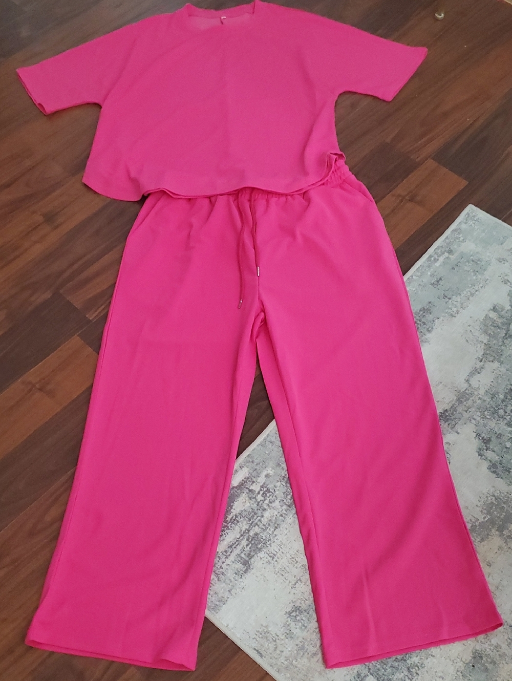 Hot Pink Two-Piece Lounge Set Dressy